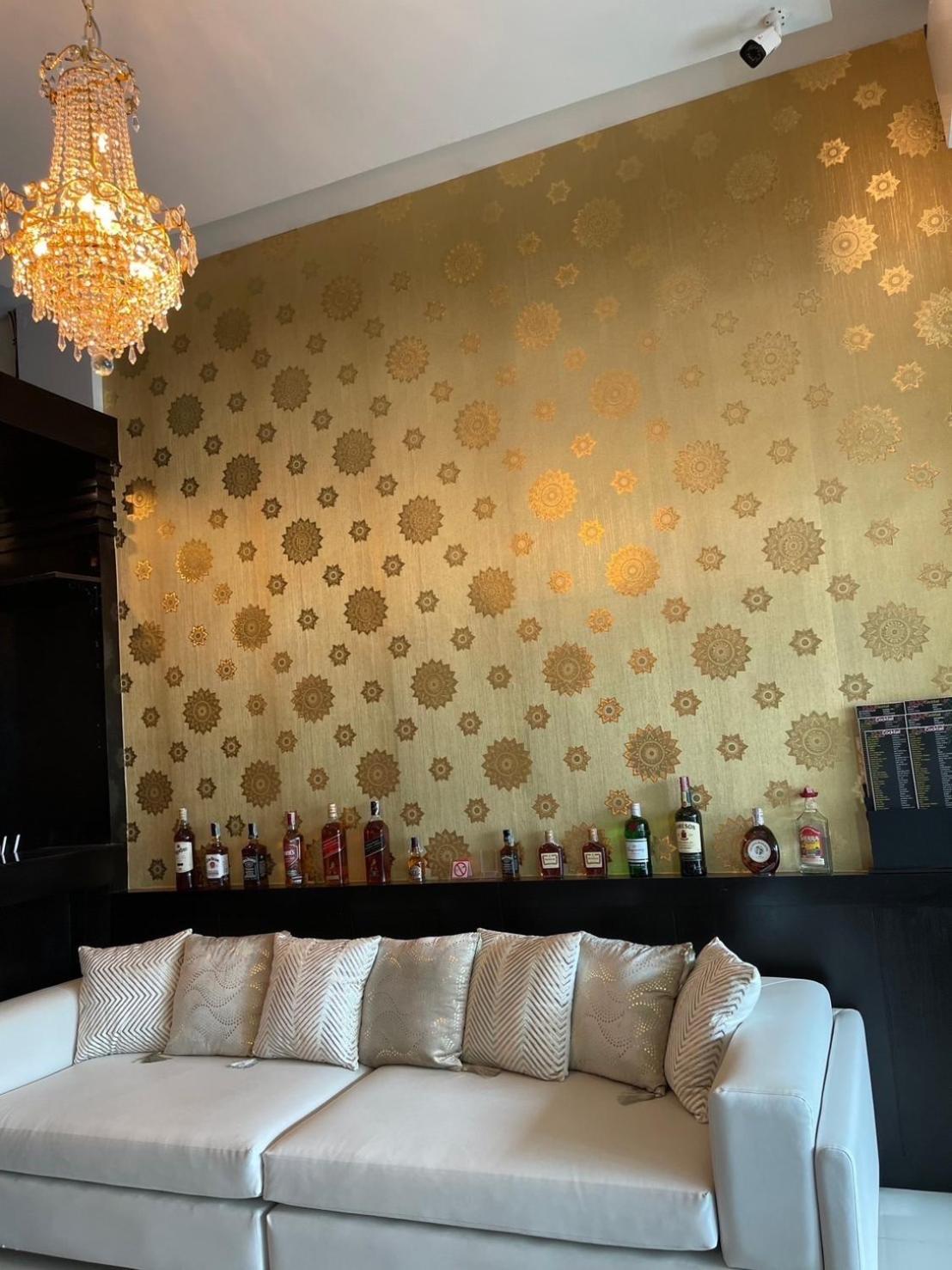 Elephant Room Patong Экстерьер фото