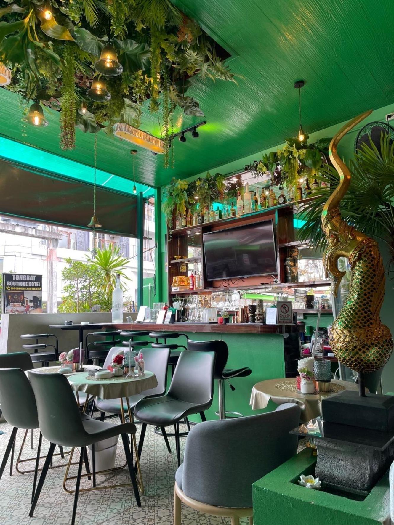 Elephant Room Patong Экстерьер фото